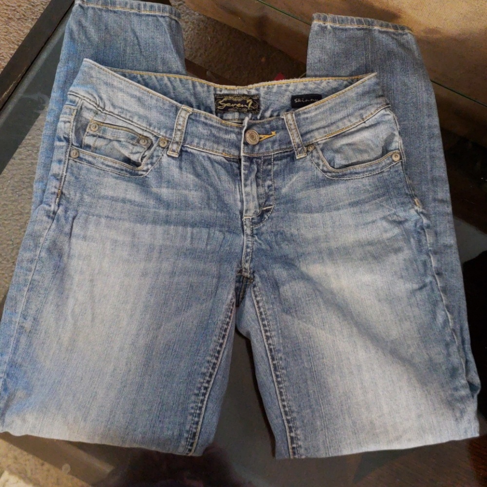 Seven7 Jeans EUC Size 26